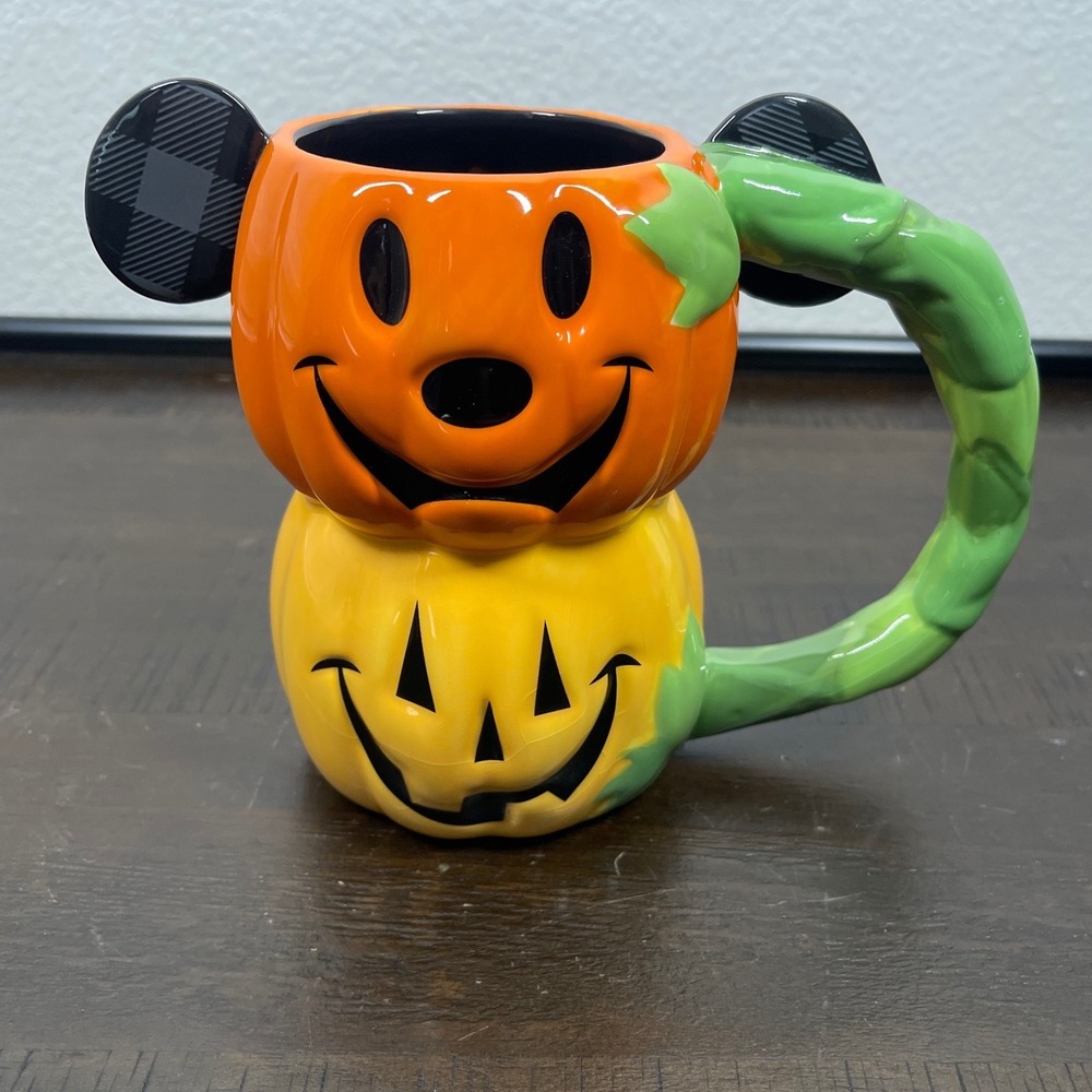 Disney Parks Mickey Mouse Stacked Pumpkin Trick or Treat Halloween Mug 5in